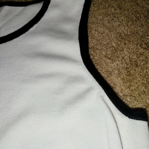 Talbots (Size L) White & Black Trim Scoop Neck Sleeveless Stretch Sweater Vest - Picture 3 of 5